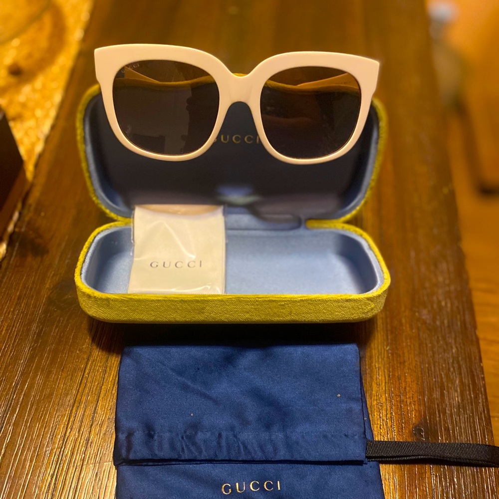 Gucci Wayfarer Gradient Sunglasses Style #: GG0361